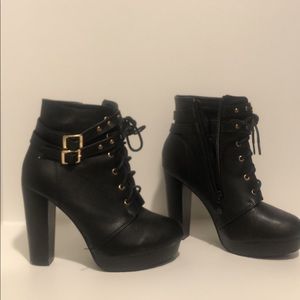 Size 7 Black Booties